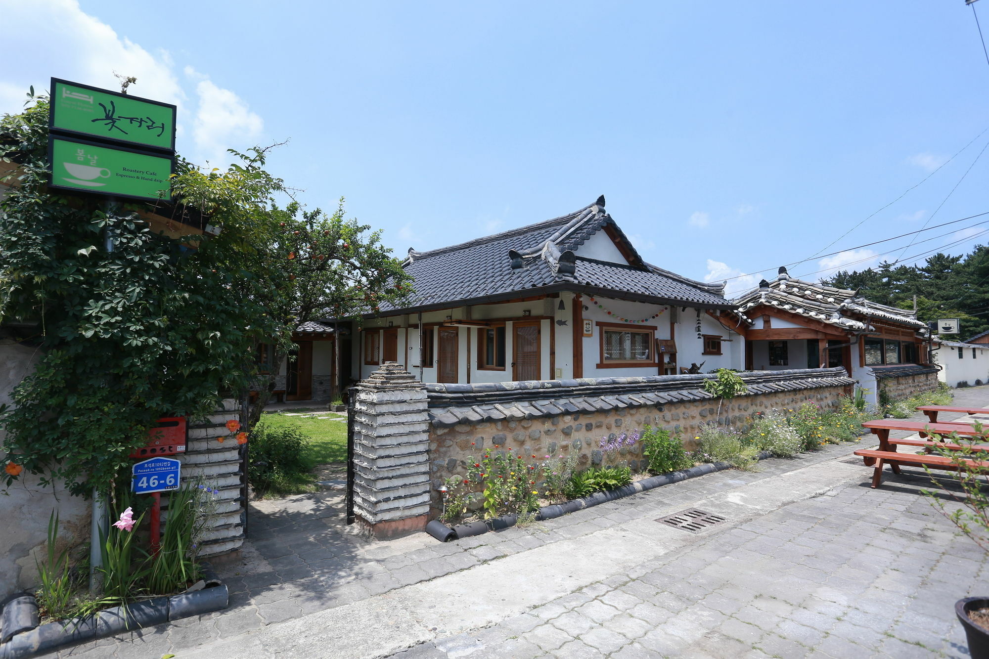 Floral Space Hanok Guesthouse Gyeongju Buitenkant foto